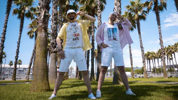 Сочи… В промежутке между съёмками клипа на песню «Долго, долго, долго…»